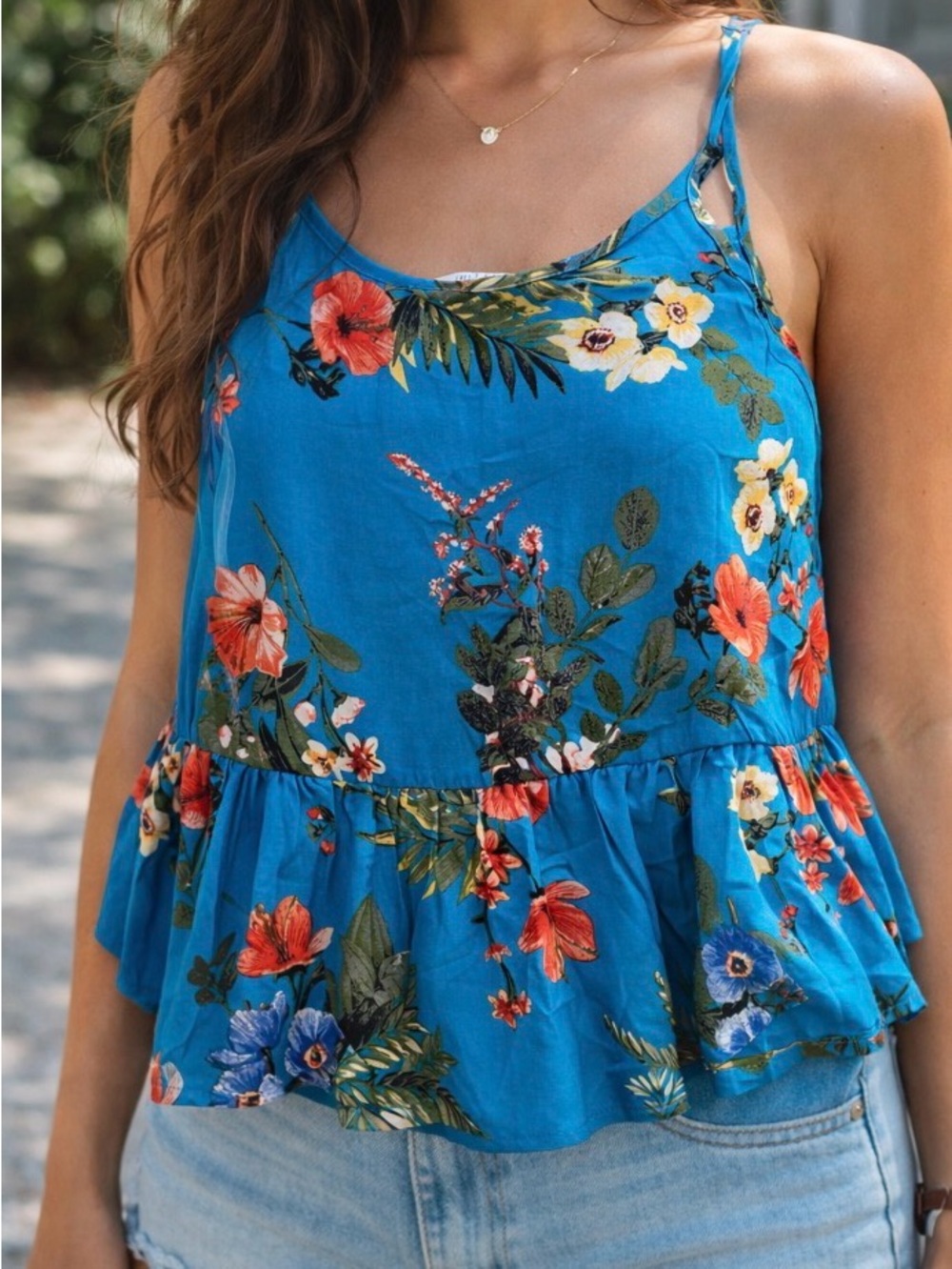 Peach Love California Blue Floral Ruffle Hem Cami